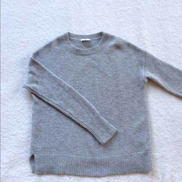 GAP Sweaters - Woman's gap gray sweater